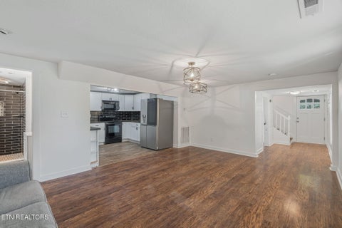 Tiny photo for 224 E Burwell Ave, Knoxville, TN 37917 (MLS # 1358476)