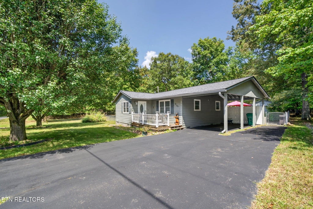 Photo of 9109 Hondo Drive, Crossville, TN 38572 (MLS # 1354551)