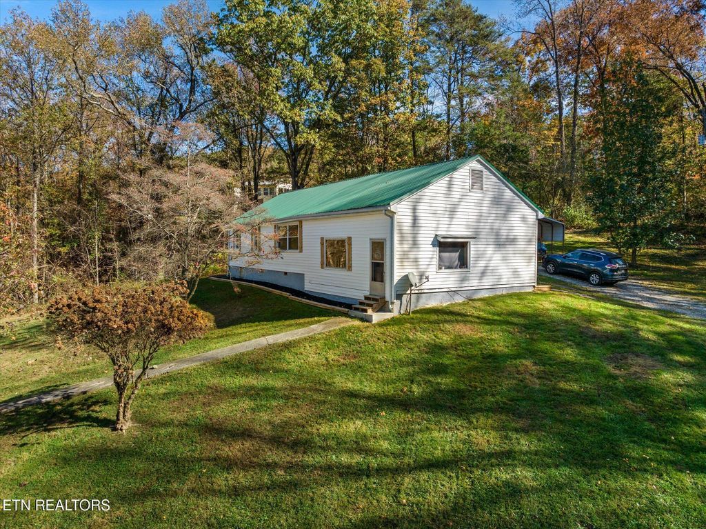 Photo of 6439 Henegar Rd, Corryton, TN 37721 (MLS # 1282462)