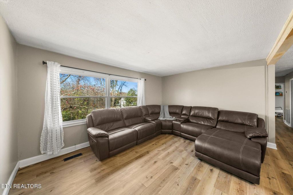 Photo of 6439 Henegar Rd, Corryton, TN 37721 (MLS # 1282462)