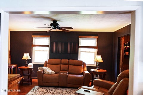 Tiny photo for 122 Salem Rd, Oak Ridge, TN 37830 (MLS # 1347607)