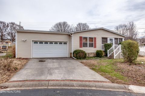 Photo of 1214 Santa Anita Way, Sevierville, TN 37876 (MLS # 1324565)