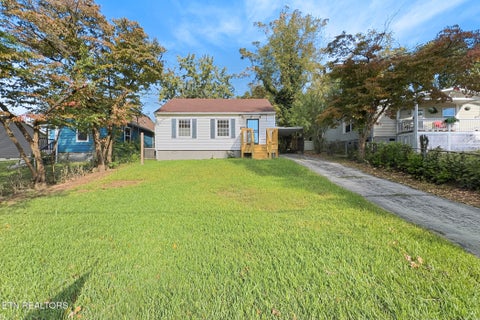 Tiny photo for 2107 Lawson Ave, Knoxville, TN 37917 (MLS # 1357310)