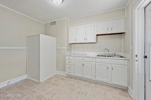 Tiny photo for 2107 Lawson Ave, Knoxville, TN 37917 (MLS # 1357310)