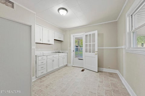 Tiny photo for 2107 Lawson Ave, Knoxville, TN 37917 (MLS # 1357310)