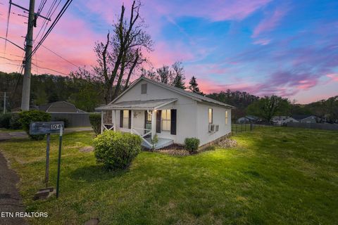 Photo of 104 McCamey Rd, Knoxville, TN 37918 (MLS # 1335367)