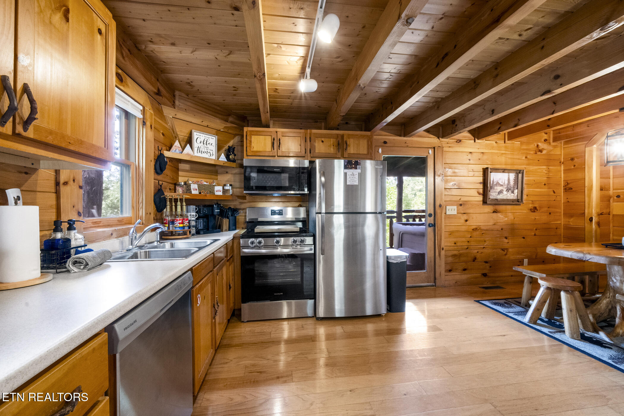 2864 Pine Haven Drive