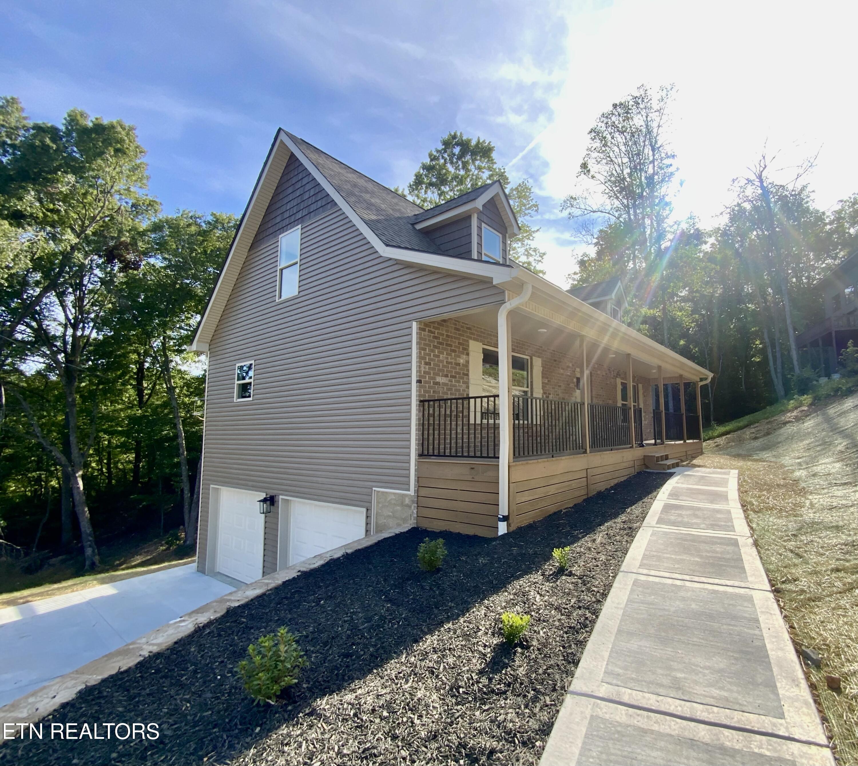 114 Stem Lane