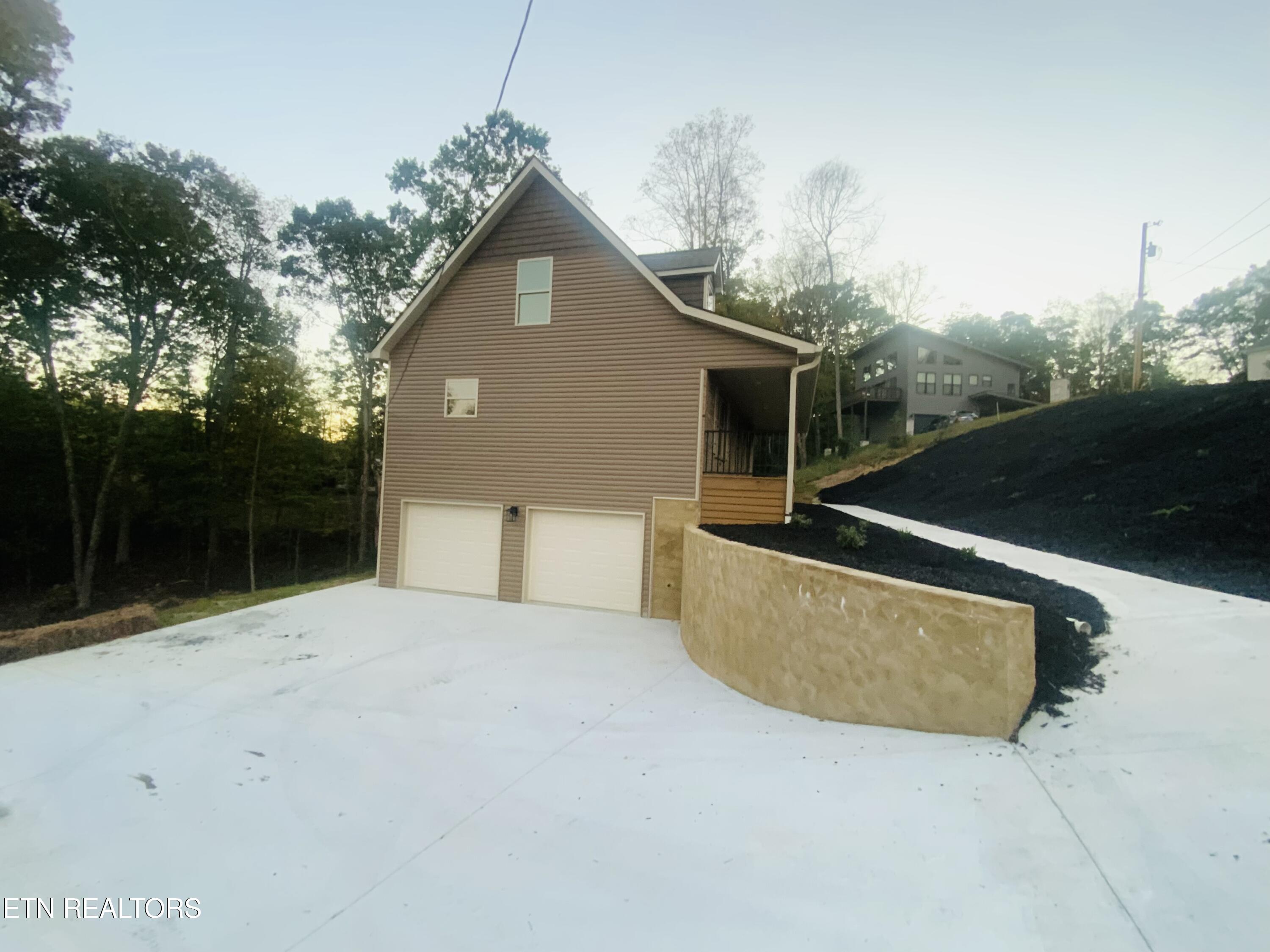 114 Stem Lane