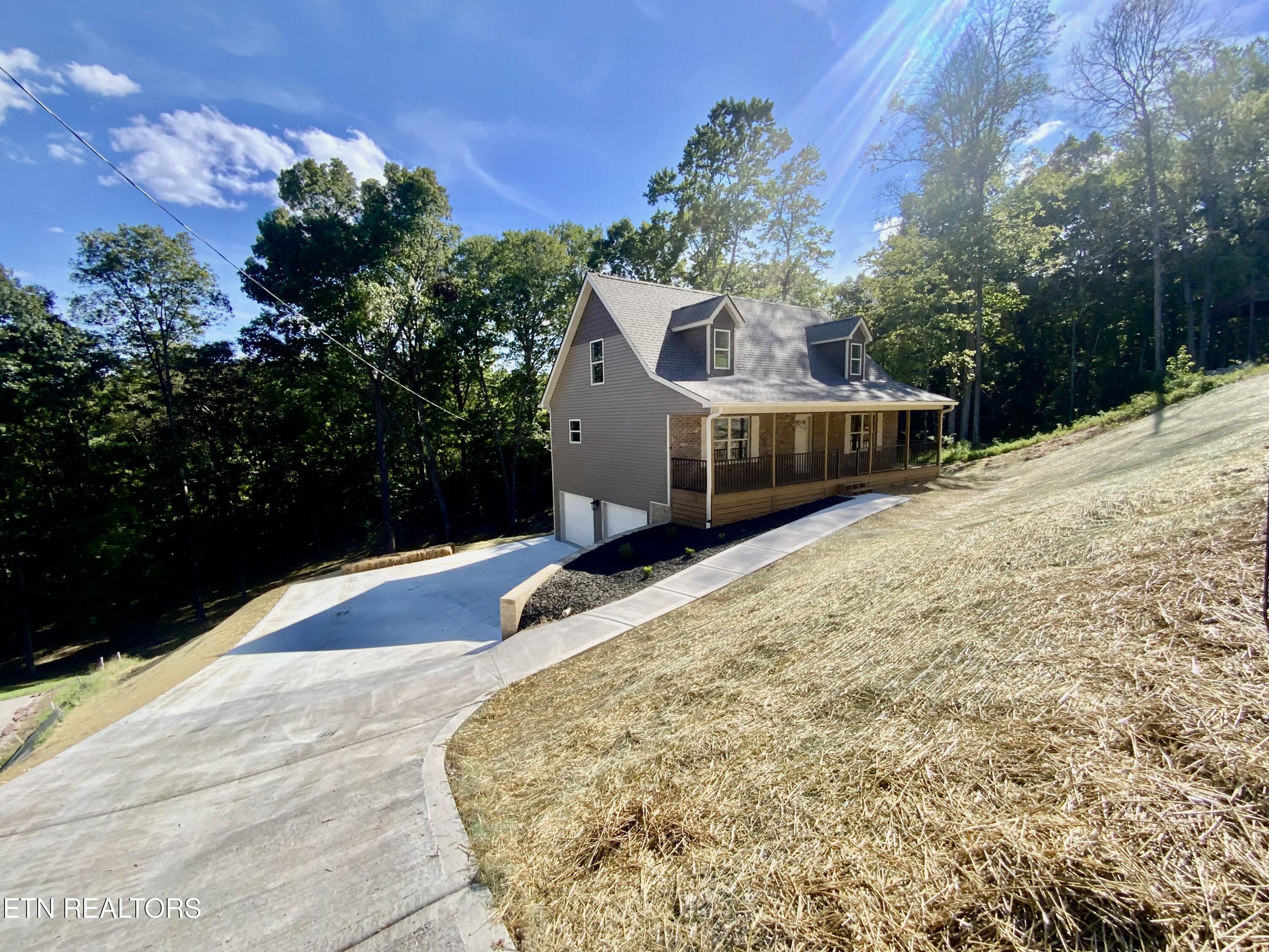 114 Stem Lane
