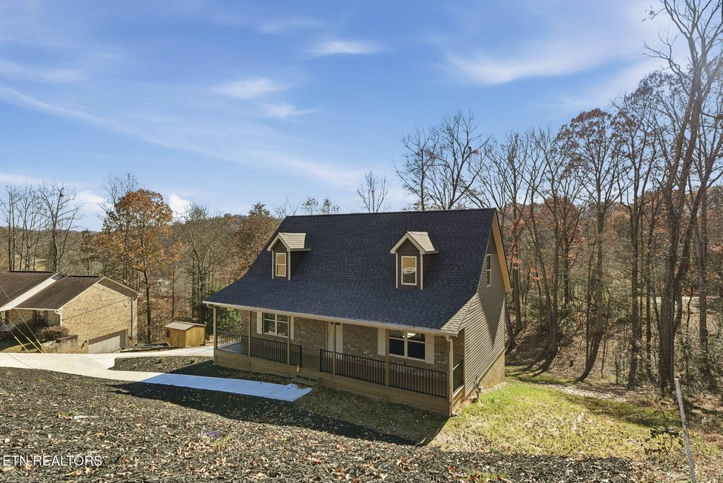 Photo of 114 Stem Lane, Clinton, TN 37716 (MLS # 1313464)