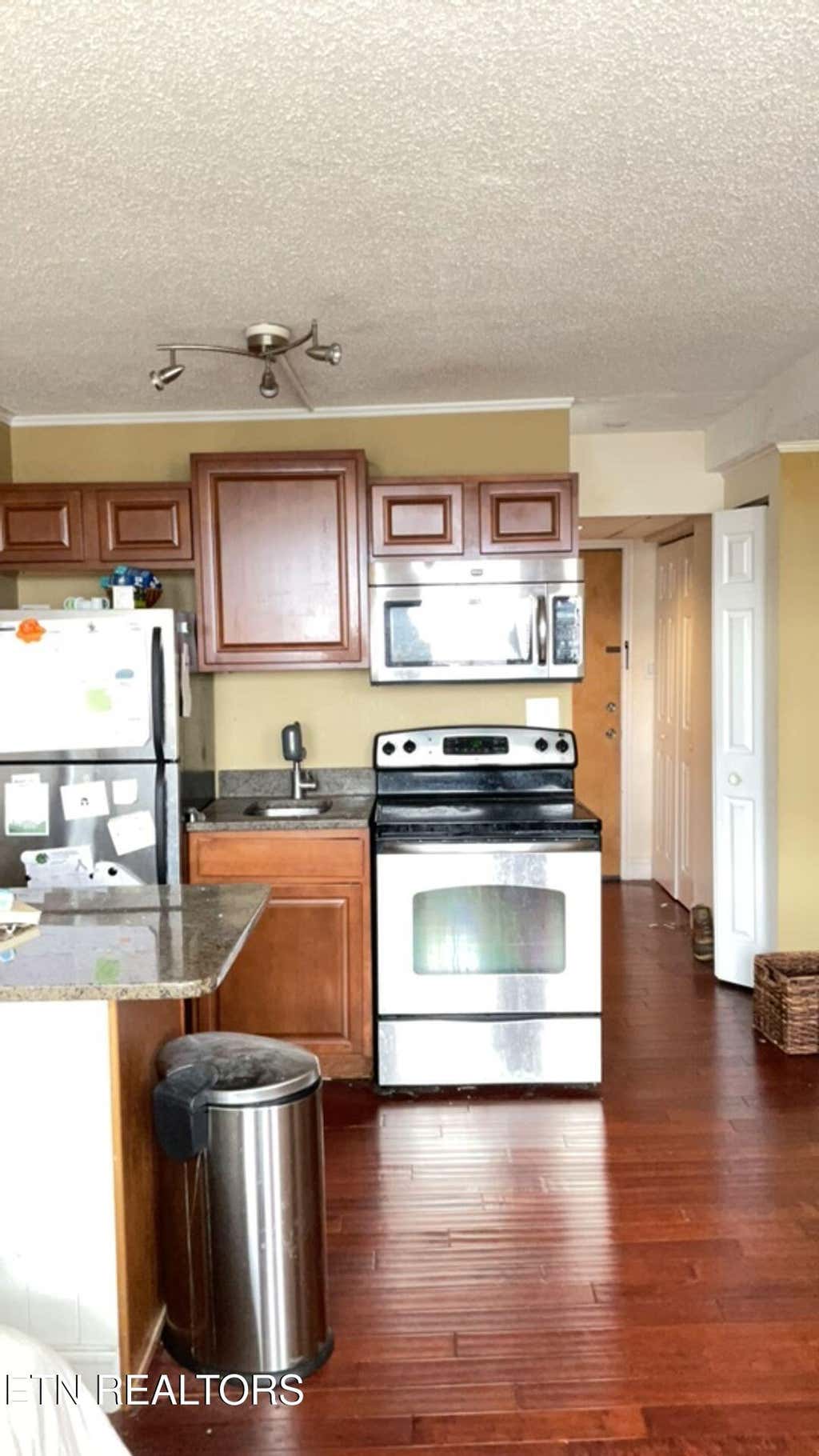 Photo of 1700 Clinch Ave #513, Knoxville, TN 37916 (MLS # 1295221)