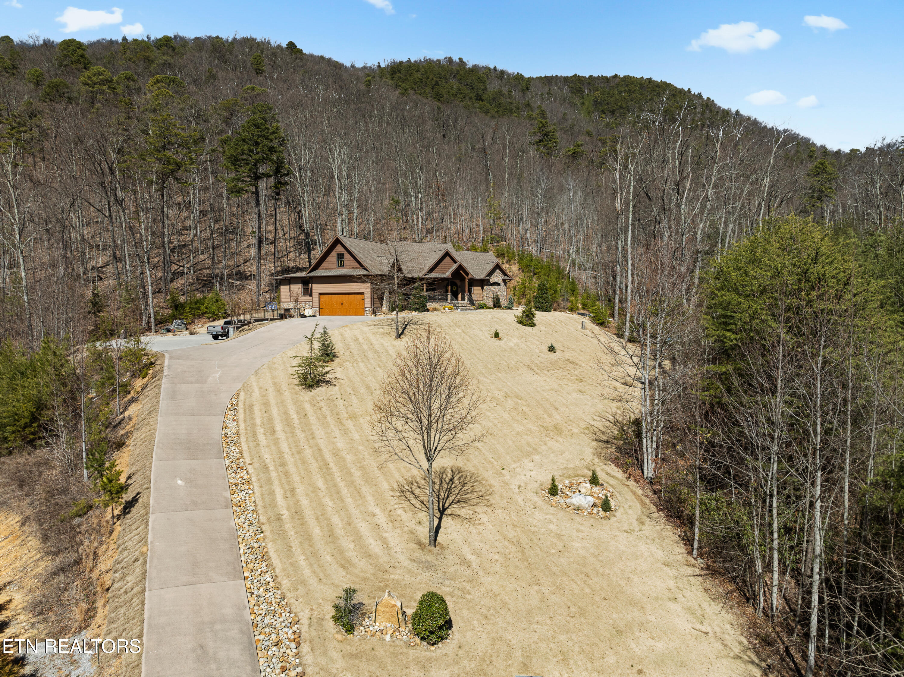 2830 Brook View Tr