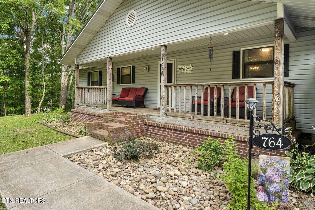 Photo of 764 W Highland Drive, Gatlinburg, TN 37738 (MLS # 1305903)