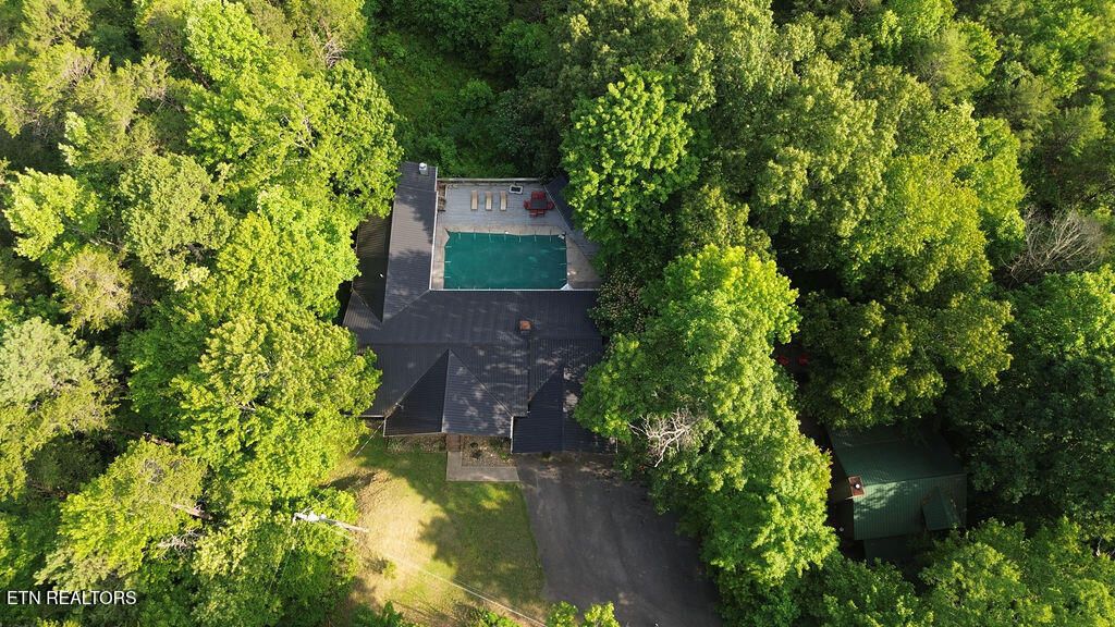 Photo of 764 W Highland Drive, Gatlinburg, TN 37738 (MLS # 1305903)