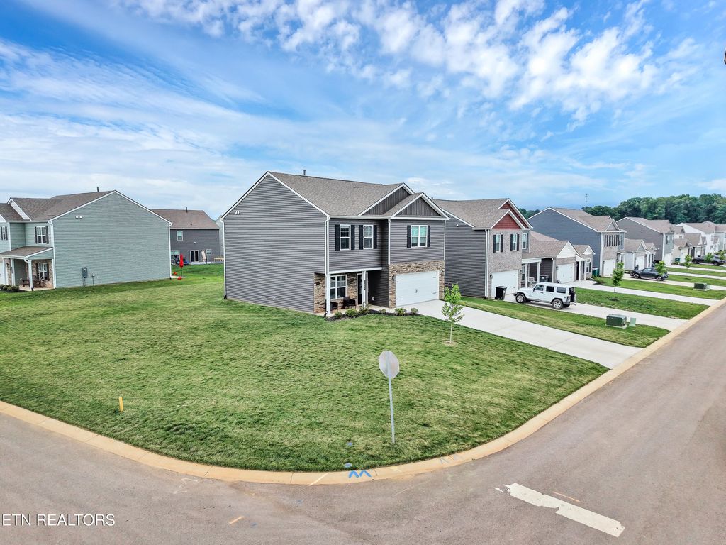 Photo of 1404 Three Horses Lane, Maryville, TN 37803 (MLS # 1340542)