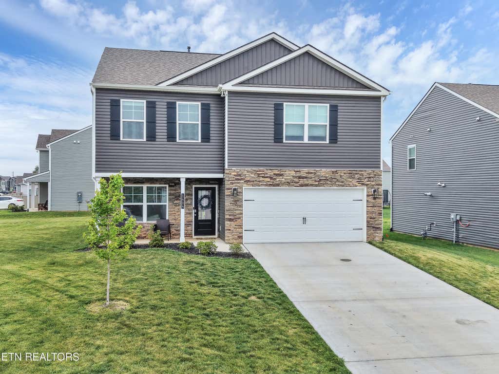 Photo of 1404 Three Horses Lane, Maryville, TN 37803 (MLS # 1340542)