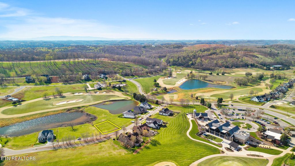 Photo of 592 Old Barn Lane, Loudon, TN 37774 (MLS # 1334343)