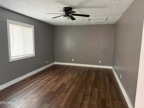 Tiny photo for 152 Country Way Drive, LaFollette, TN 37766 (MLS # 1349796)