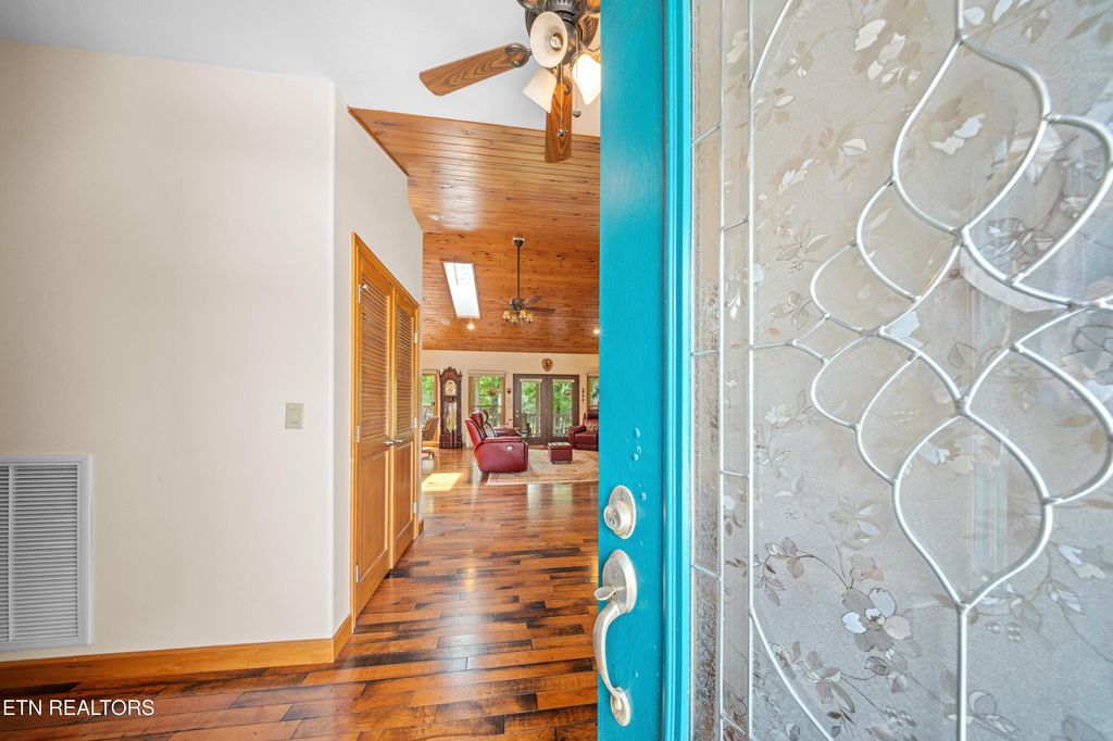 Photo of 46 Westridge Court, Crossville, TN 38558 (MLS # 1308424)
