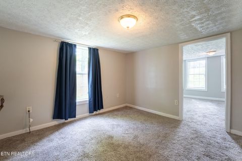 Tiny photo for 1301 Jefferson Ave, Maryville, TN 37804 (MLS # 1326384)