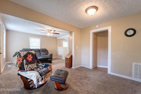 Tiny photo for 1301 Jefferson Ave, Maryville, TN 37804 (MLS # 1326384)