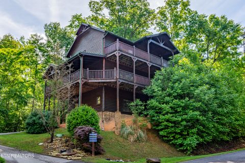 Photo of 1820 Elk Springs Way, Gatlinburg, TN 37738 (MLS # 1333158)