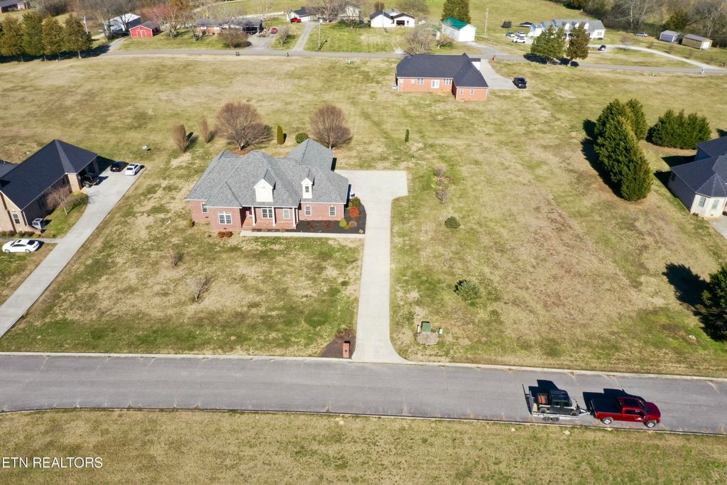 Photo of 250 Pond View Drive, Kingston, TN 37763 (MLS # 1292106)