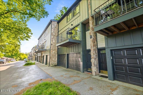 Tiny photo for 1974 Cherokee Bluff Drive, Knoxville, TN 37920 (MLS # 1349633)