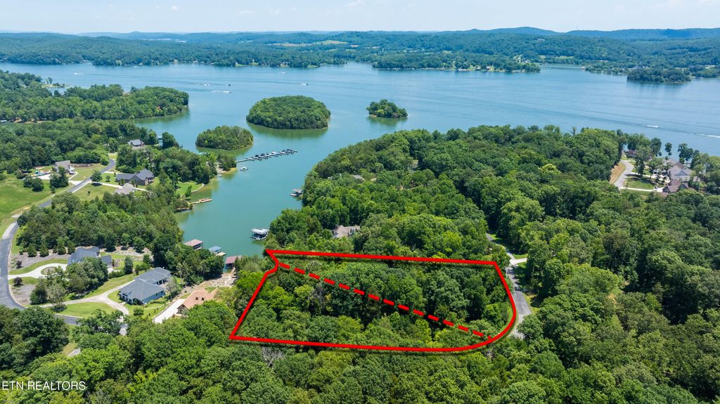 Photo of 2930 E Shore Drive, Rockwood, TN 37854 (MLS # 1307089)