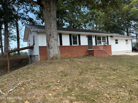 Photo of 210 Snow Lane, Harriman, TN 37748 (MLS # 1356237)
