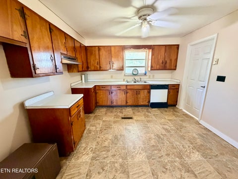 Tiny photo for 6335 Highway 411, Madisonville, TN 37354 (MLS # 1359263)