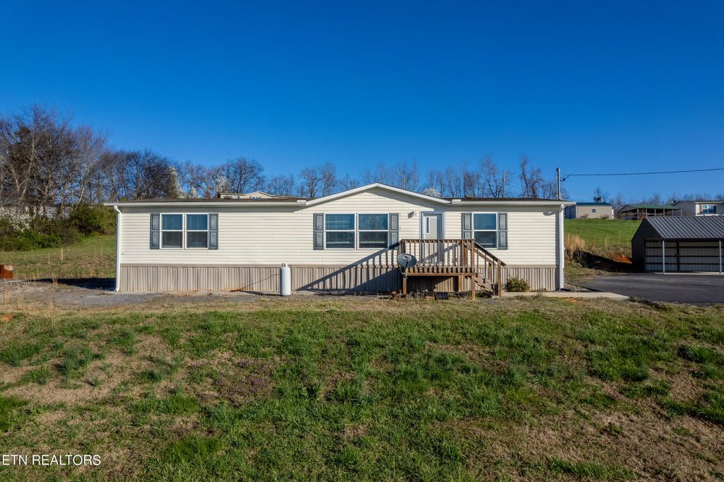 Photo of 4725 Shady Rd, Strawberry Plains, TN 37871 (MLS # 1256140)