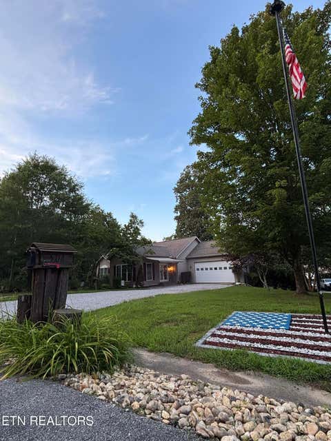Tiny photo for 504 Ridge Top Drive, Jamestown, TN 38556 (MLS # 1350002)