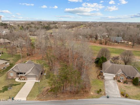 Photo of 47 E Deer Creek Drive, Crossville, TN 38571 (MLS # 1324445)