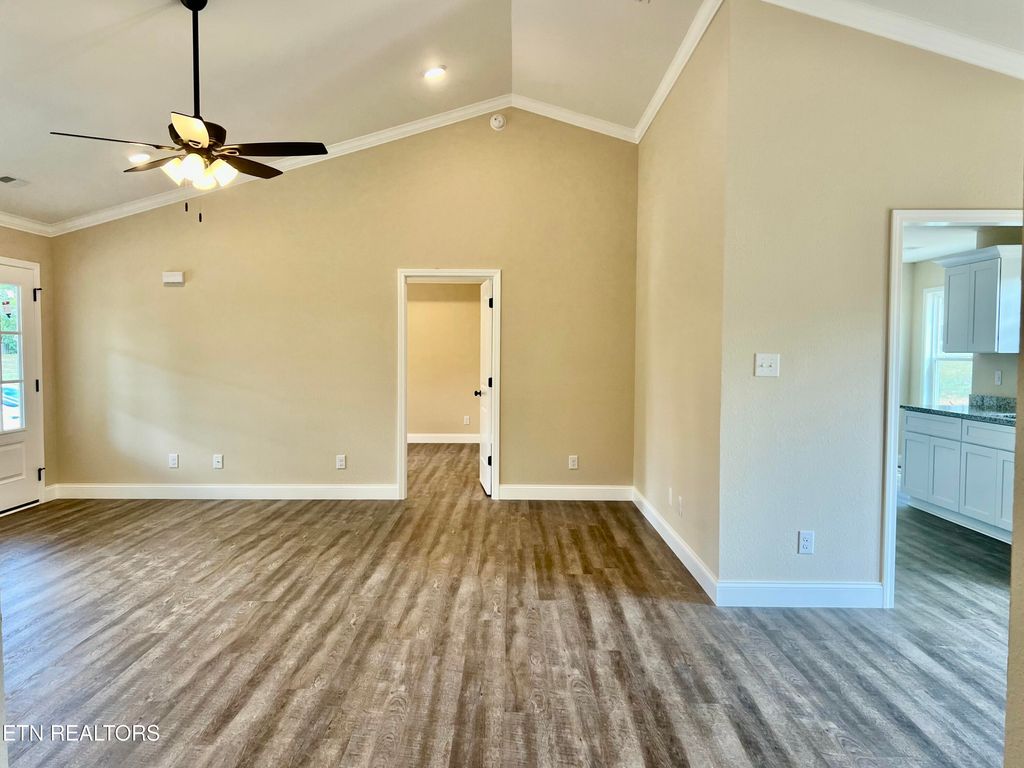 Photo of 104 Meadow Lane, Vonore, TN 37885 (MLS # 1293643)