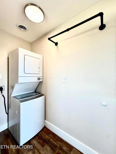 Tiny photo for 1717 Opal St, Jefferson City, TN 37760 (MLS # 1330205)