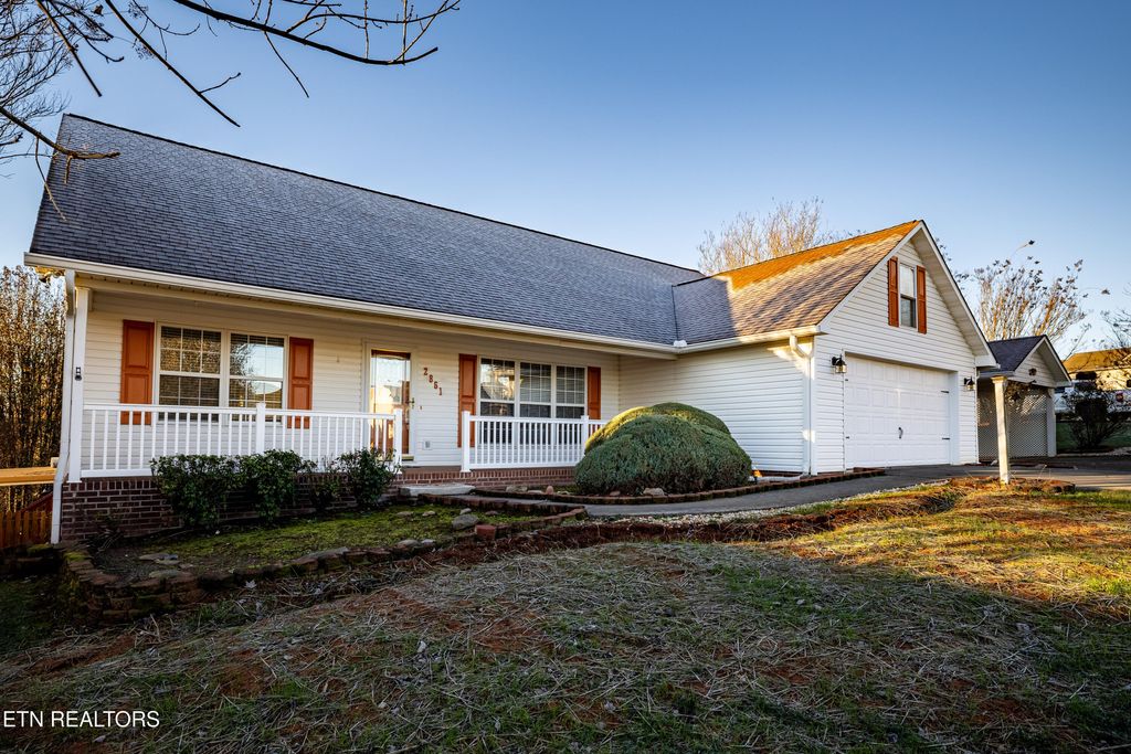 Photo of 2861 Rhett Butler Drive, Louisville, TN 37777 (MLS # 1286324)
