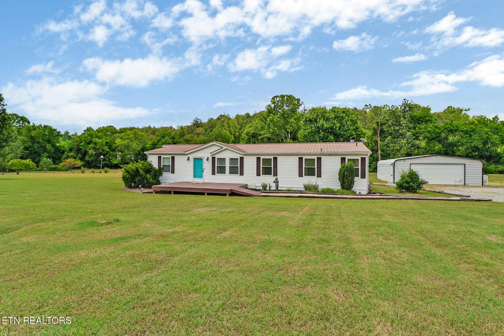 Photo of 106 Wolf Creek Rd, Kingston, TN 37763 (MLS # 1306924)