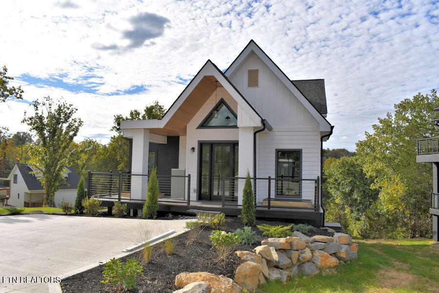2309 Rock Gardens Drive