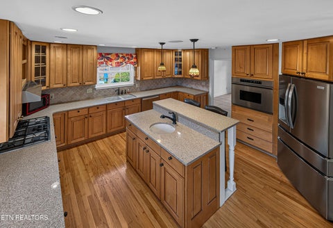 Tiny photo for 717 Kempton Rd, Knoxville, TN 37909 (MLS # 1357545)