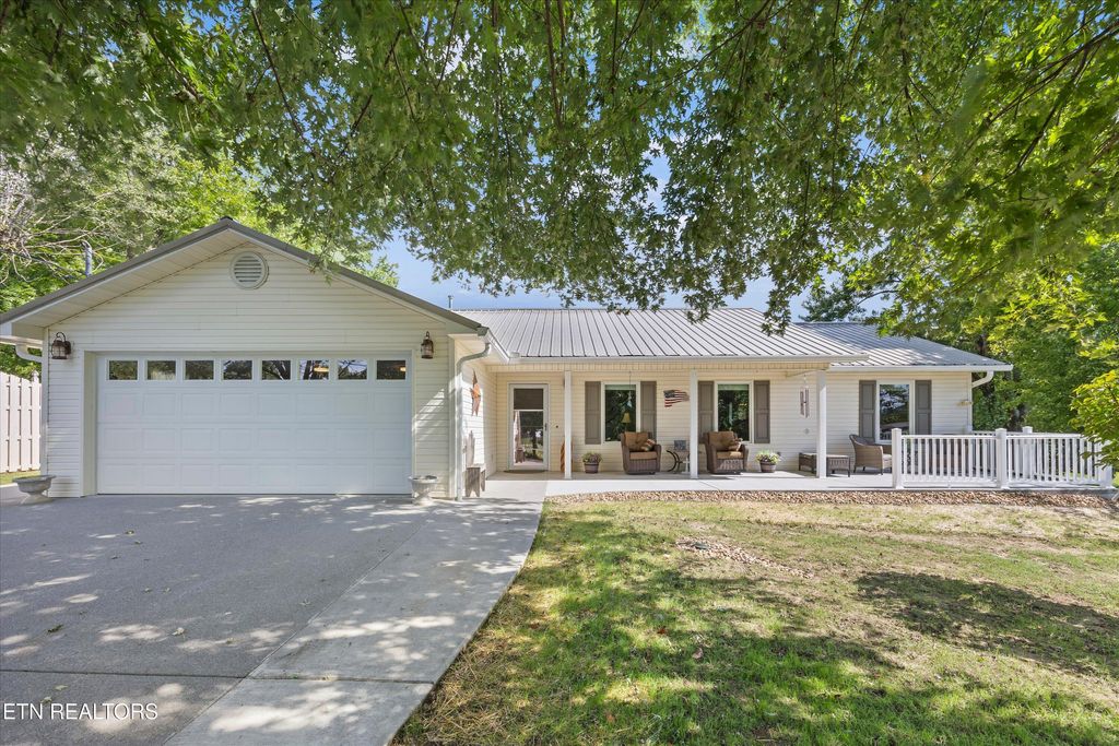 Photo of 344 Park View Circle, Pigeon Forge, TN 37863 (MLS # 1313630)