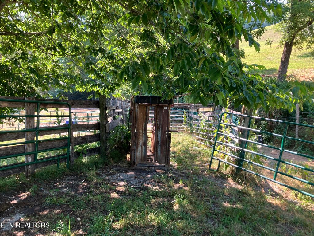 Photo of Highway 33 S, New Tazewell, TN 37825 (MLS # 1274285)