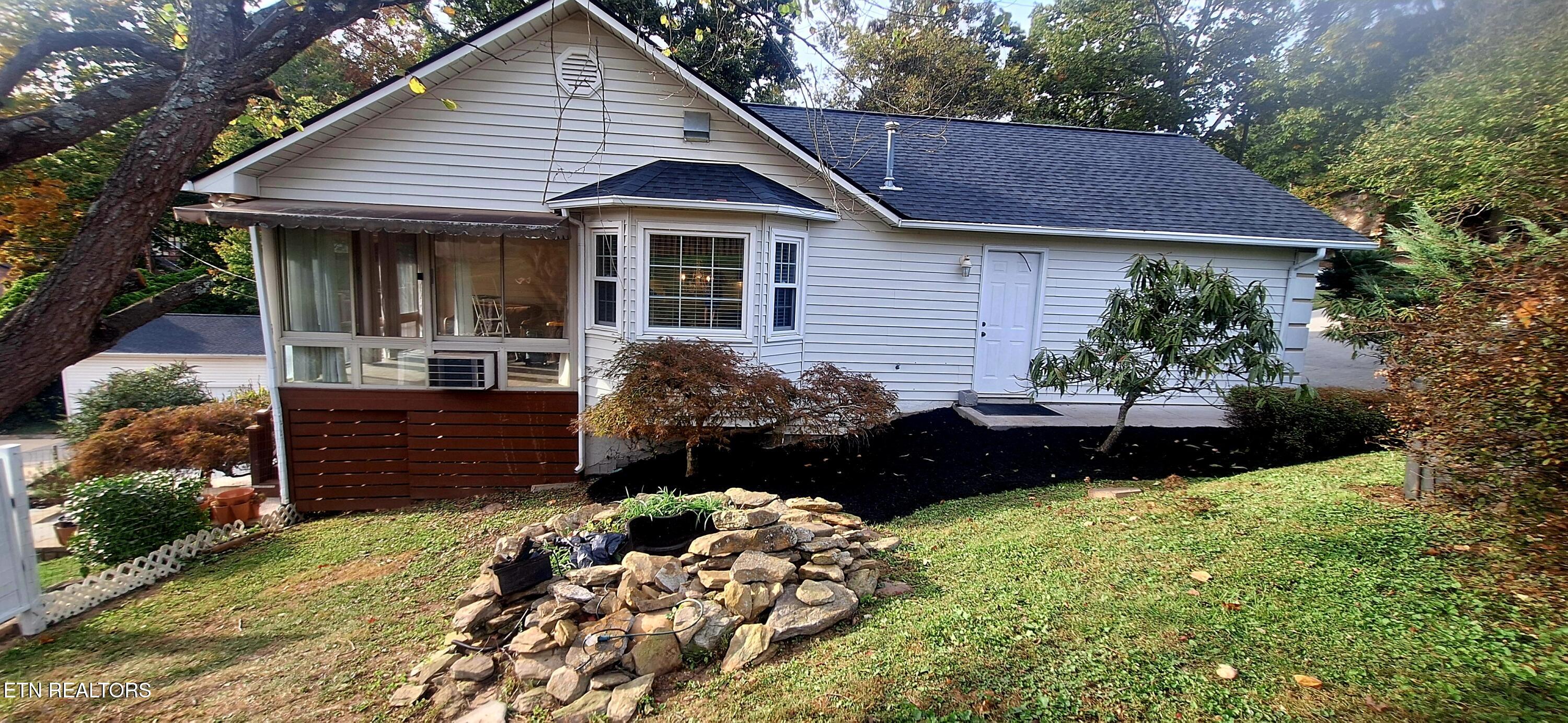 7905 Whitcomb Rd