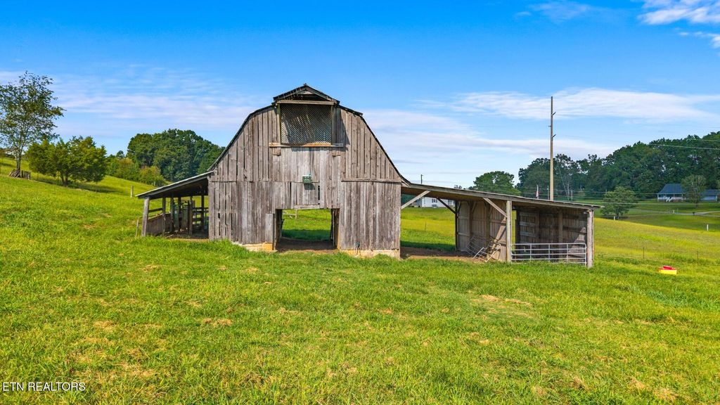 Photo of 000 County Road 429, Englewood, TN 37329 (MLS # 1318742)
