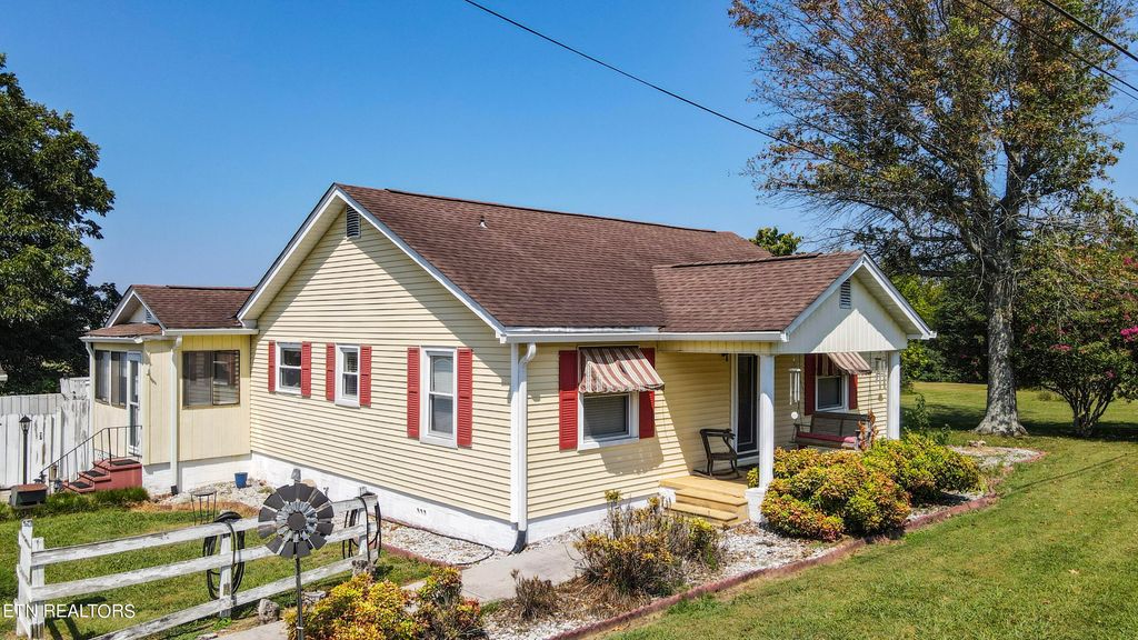 Photo of 406 N Old Tellico Hwy N Hwy, Madisonville, TN 37354 (MLS # 1279137)