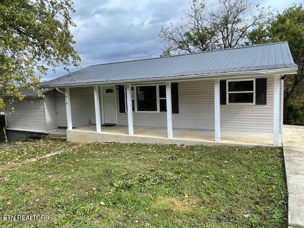 Photo of 814 Moss Lane, Jefferson City, TN 37760 (MLS # 1342865)