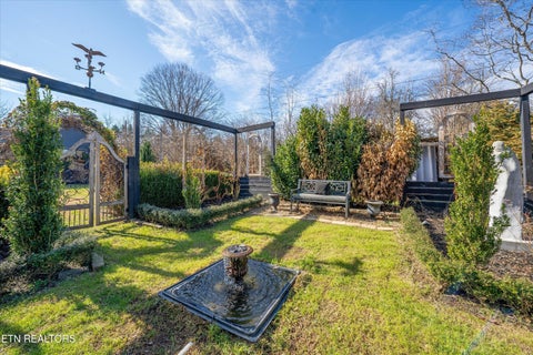 Tiny photo for 545 Lee Lambert Loop, Maryville, TN 37803 (MLS # 1359202)