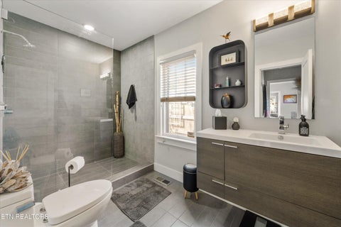 Tiny photo for 545 Lee Lambert Loop, Maryville, TN 37803 (MLS # 1359202)