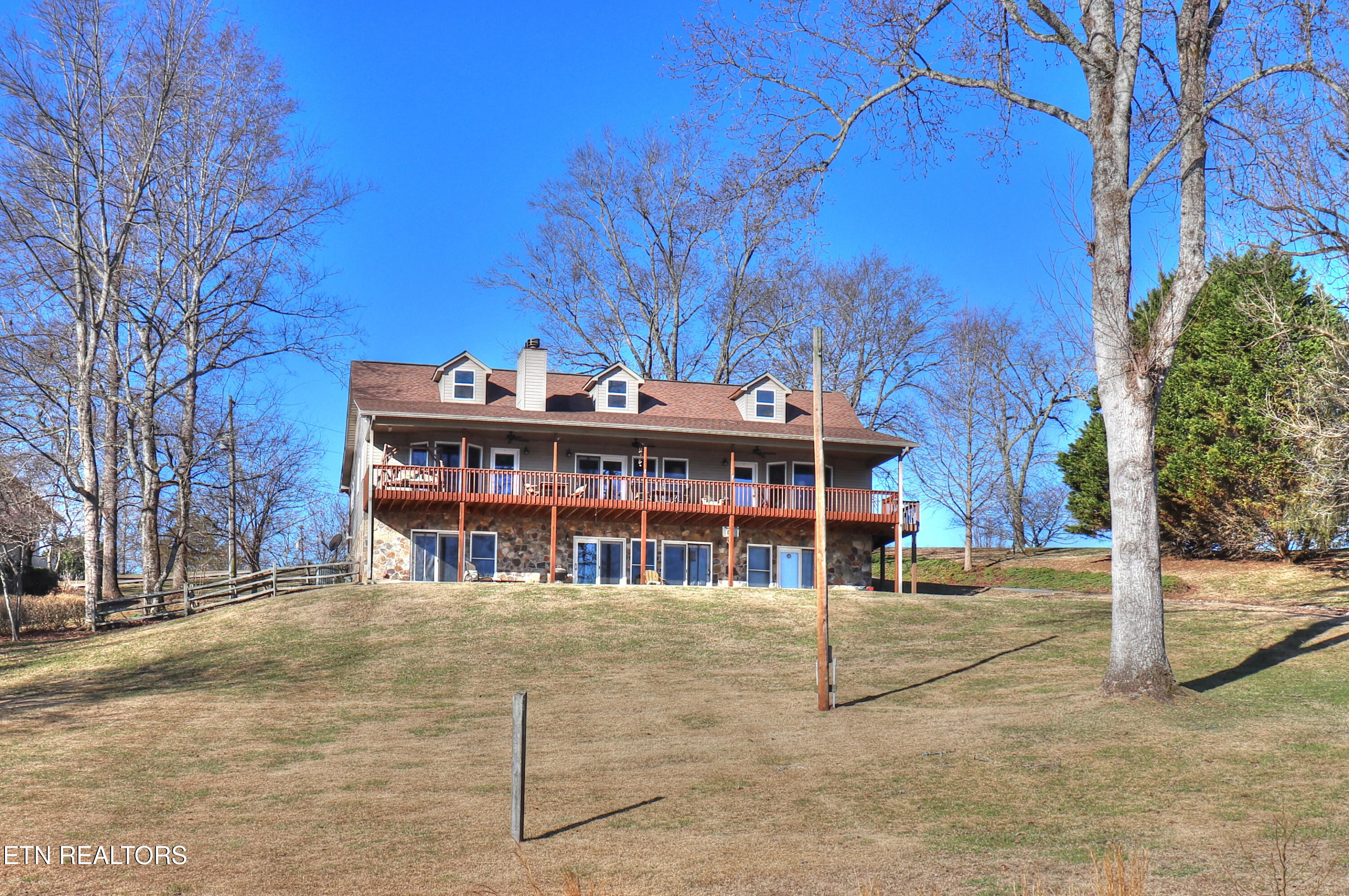 1012 Ewing Rd